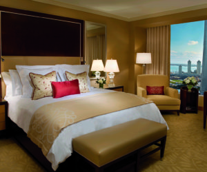 Ritz-Carlton Toronto bedroom