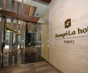 entrance Shangri-La Hotel Tokyo