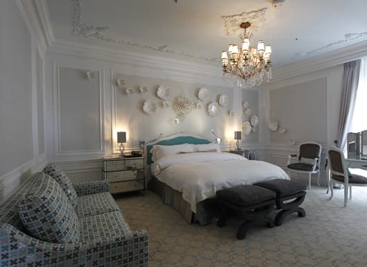 St Regis Tiffany Suite bedroom