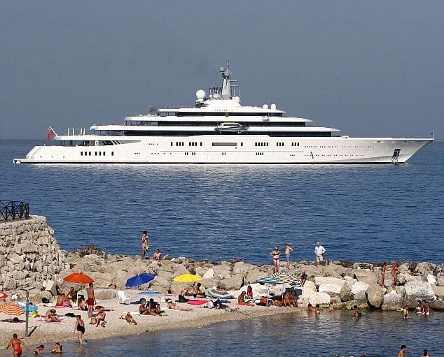 Superyacht Eclipse Antibes