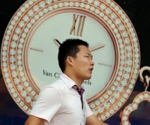 Van Cleef Arpels store Beijing