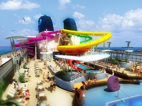 Norwegian Cruise Line Breakaway aquapark