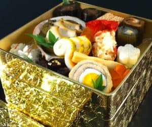 Takashimaya gold lunch box