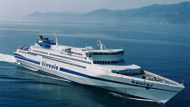 fast ferry Capricorn