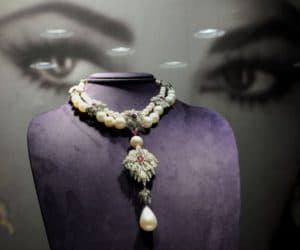 La Peregrina Cartier pearl