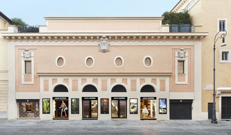 Louis Vuitton Roma Etoile boutique