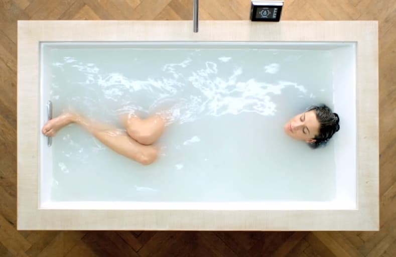 Kohler VibrAcoustic Bath