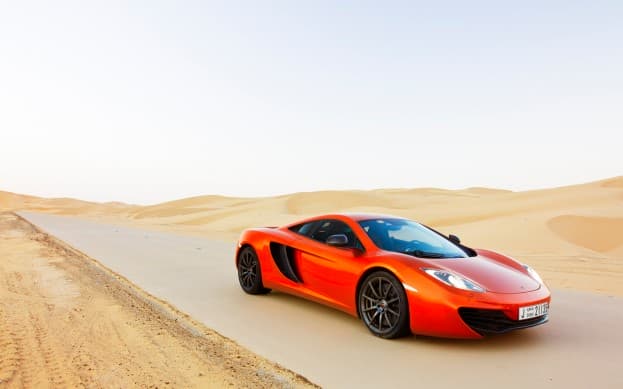 McLaren MP4-12C abu dhabi