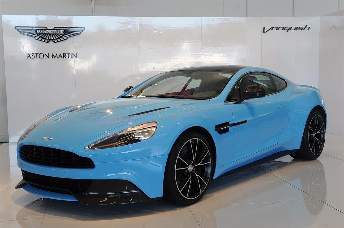 Aston Martin Vanquish Blue