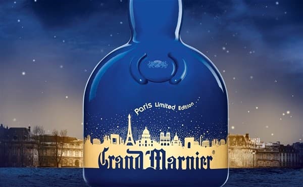 Grand Marnier Paris bottle