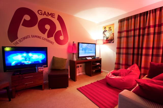 Staybridge Suites London game pad