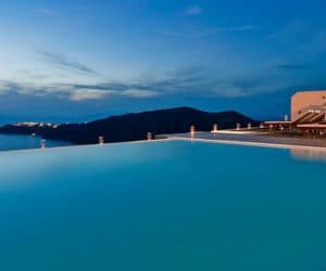 Anastasis Apartments