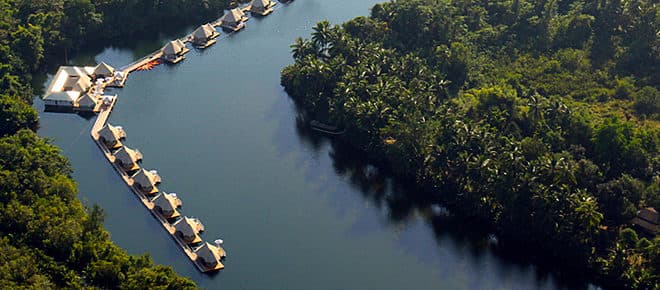 Four Rivers Floating Lodge