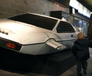 Lotus Esprit underwater car
