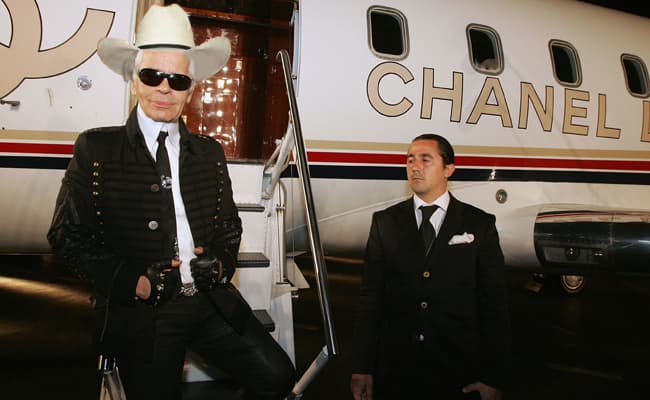 karl lagerfeld Chanel jet