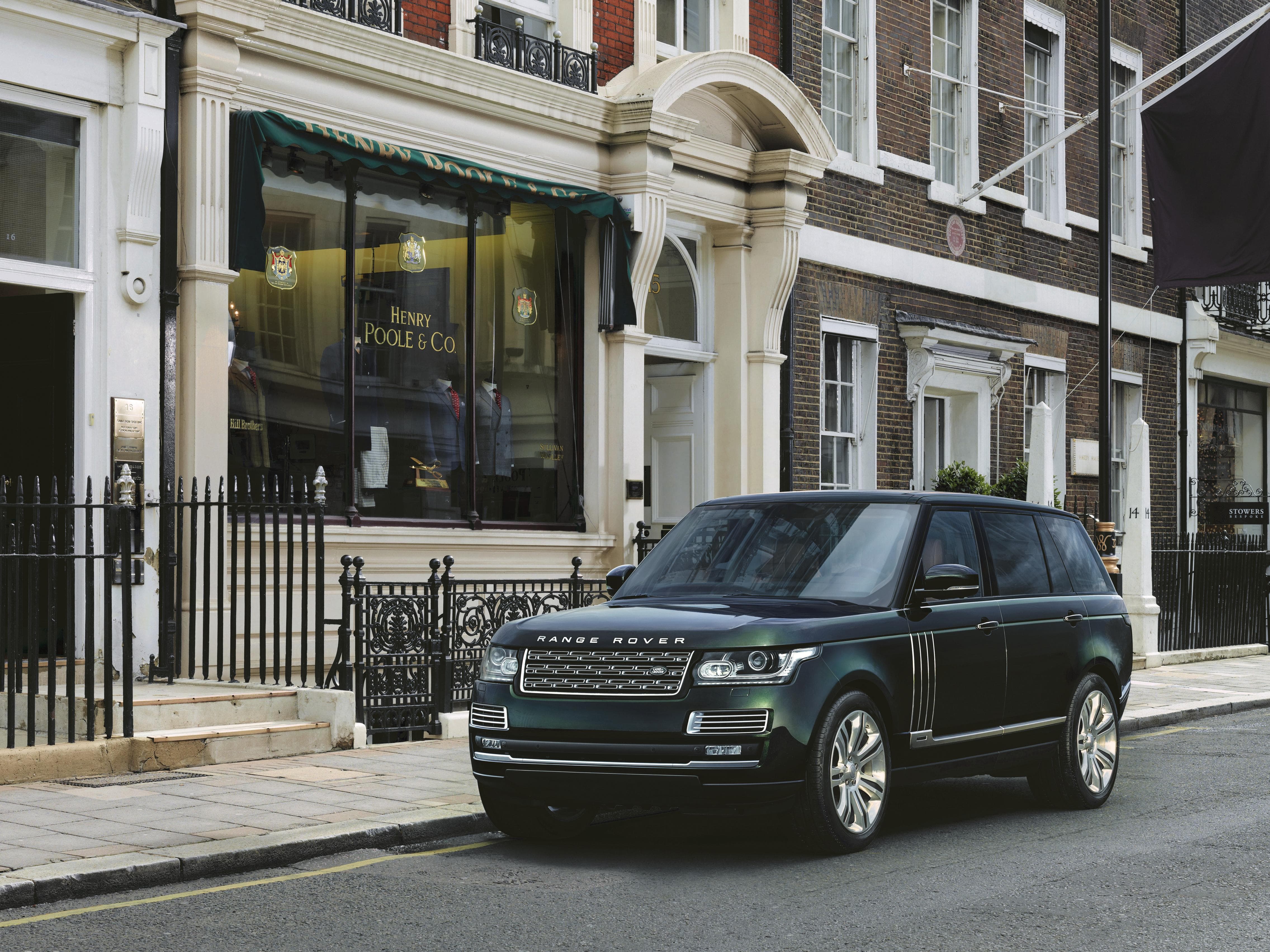 Holland and Holland Range Rover exterior
