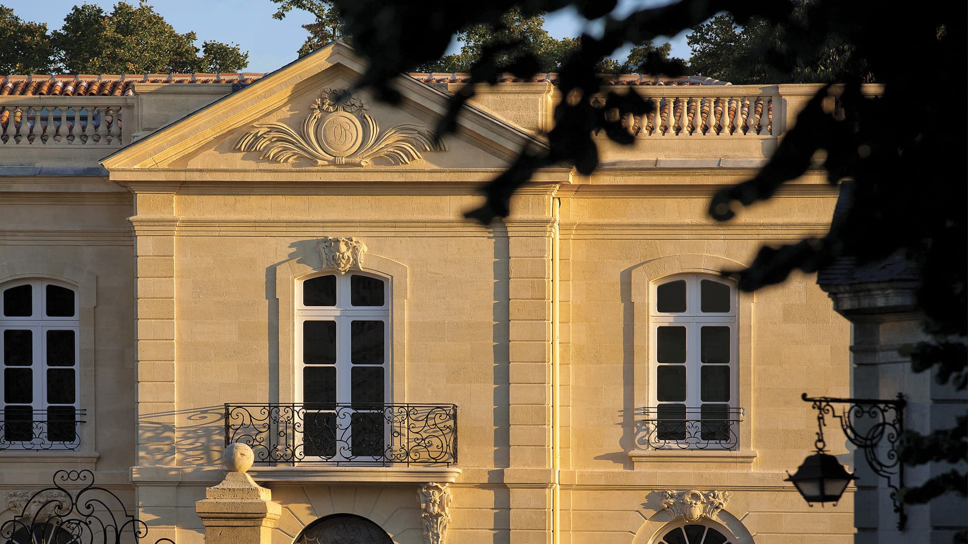 a Grande Maison in Bordeaux