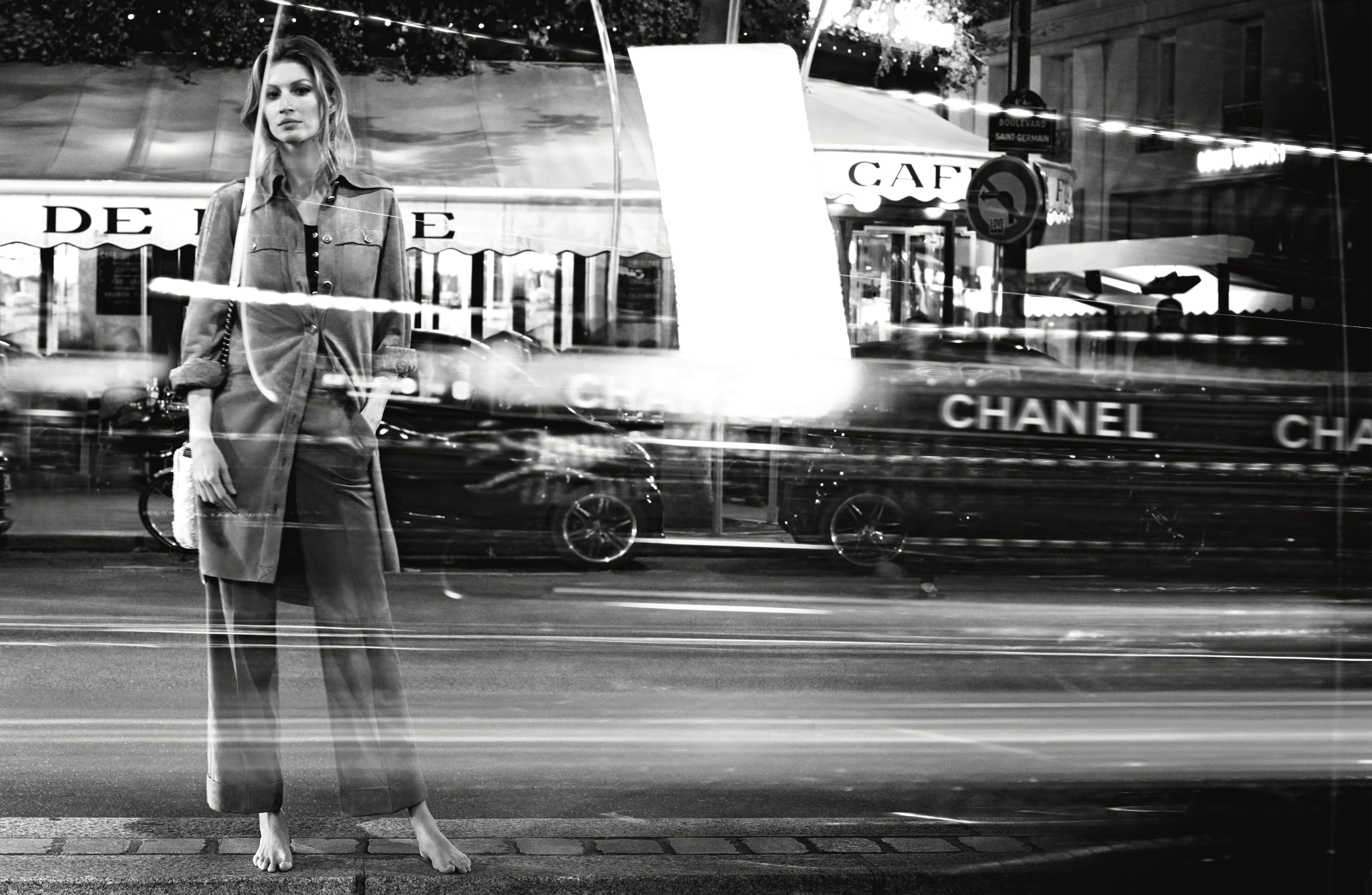 Gisele Bündchen poses by iconic Paris spots for Chanel