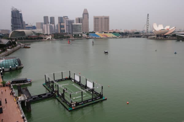 SINGAPORE - OCTOBER 22: A general view of the Singapore?s first ever floating tennis platform built by Tag Heuer ahead of the WTA Finals at Clifford Pier, Fullerton Bay Hotel on October 22, 2015 in Singapore. (Photo by Suhaimi Abdullah/Getty Images For TAG Heuer)