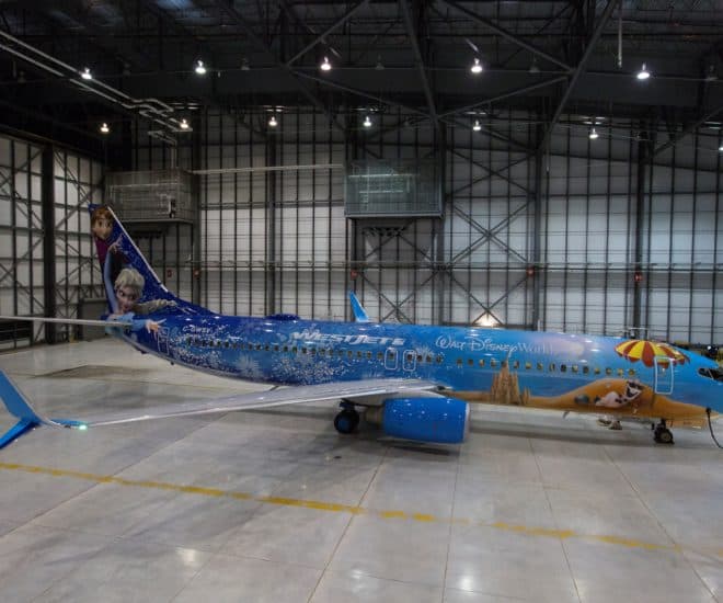 WestJet Frozen plane