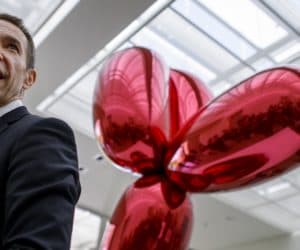 Jeff Koons Offers Sculpture Paris Terror Attack Victims