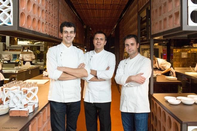 Chefs Mateu Casanas, Oriol Castro and Eduard Xatruch at Disfrutar. | © Francesc Guillamet/Disfrutar