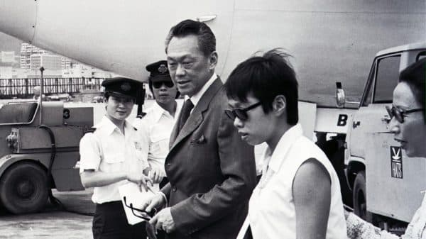 Mr. Lee Kuan Yew, rocking a 3 button suit jacket but expertly buttoning only the second one, accessorised with pocket square during a visit to Hong Kong.