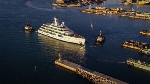 Hull FB272 leaves Benetti's Livorno shipyard