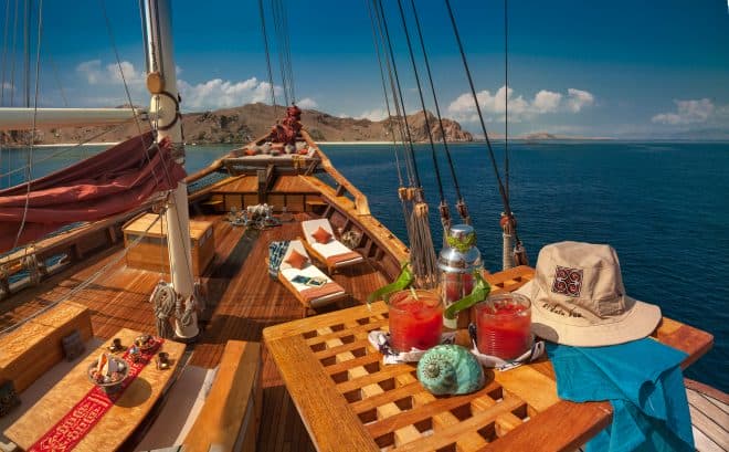 Si Datu Bua’s gorgeous foredeck (c) Shane Granger