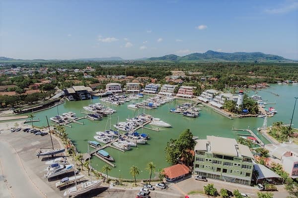 Phuket Boat Lagoon marina offers comprehensive service facilities