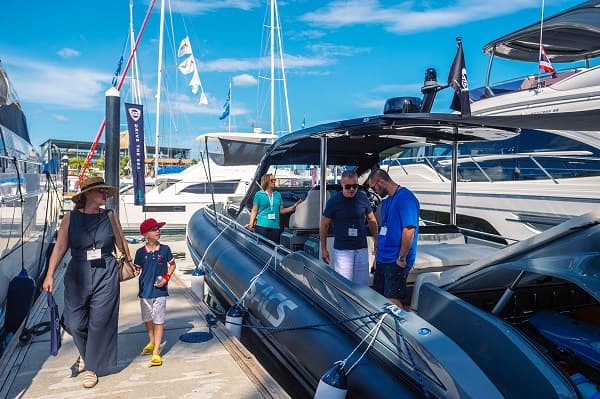 A Sacs Rebel 47 on display at the 2020 Thailand Yacht Show