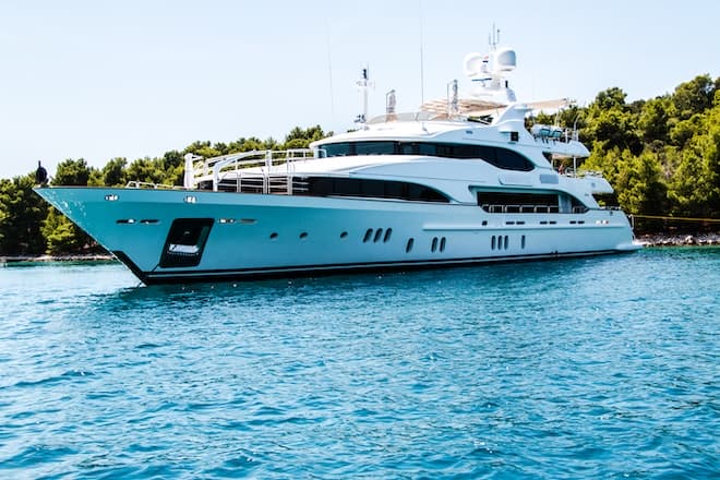 Yacht Chartering: Experiencing the luxurious way of life 