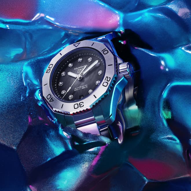 TAG Heuer Professional 200 30mm