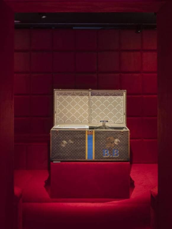 Louis Vuitton 200 trunks 200 visionaries exhibition in Singapore