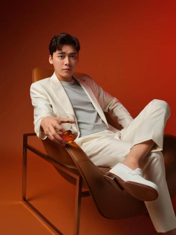 Remy Martin XO excellence campaign with Yifeng Li