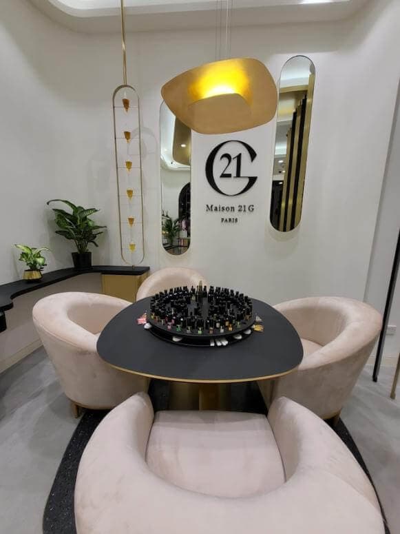 Maison 21G Round Square