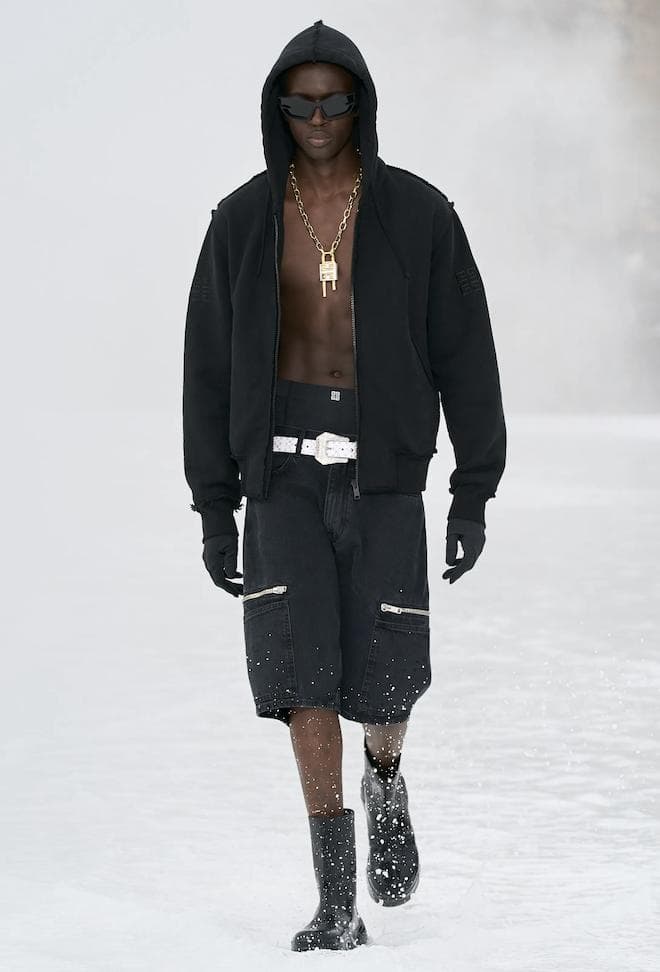 Givenchy Spring Summer 2023 Menswear Runway Look 3 Urban Outdoor Wear