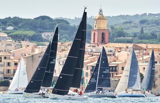 Rolex, Giraglia, Red Bandit, Carl-Peter Forster, overall, win, Black Jack, Peter Harburg, Australia, Alfa Romeo 2, Esimit Europa 2, Reichel/Pugh, line honours, Magic Carpet Cubed, Sir Lindsay Owen-Jones, Wallycento, Saint-Tropez, Giraglia rock, Genoa, France, Corsica, Italy, Yacht Club Italiano, YCI, Société Nautique de Saint-Tropez, Yacht Club de France, Yacht Club Sanremo