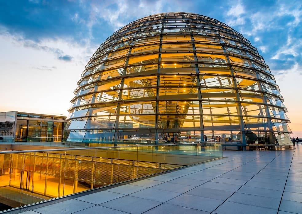La cúpula del Reichstag, imagen: travel.usnews.com