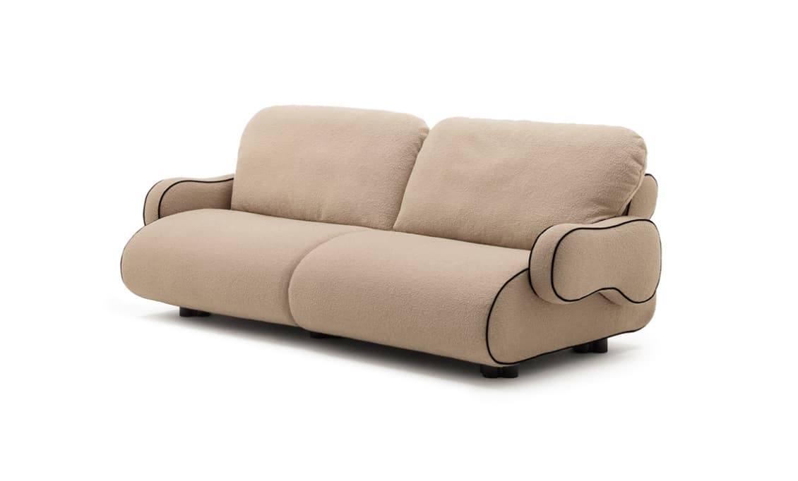 El sofá "Treboli" diseñado por Jaime Hayon ofrece un diseño inspirado en un trébol de cuatro hojas. Imagen: Arflex.