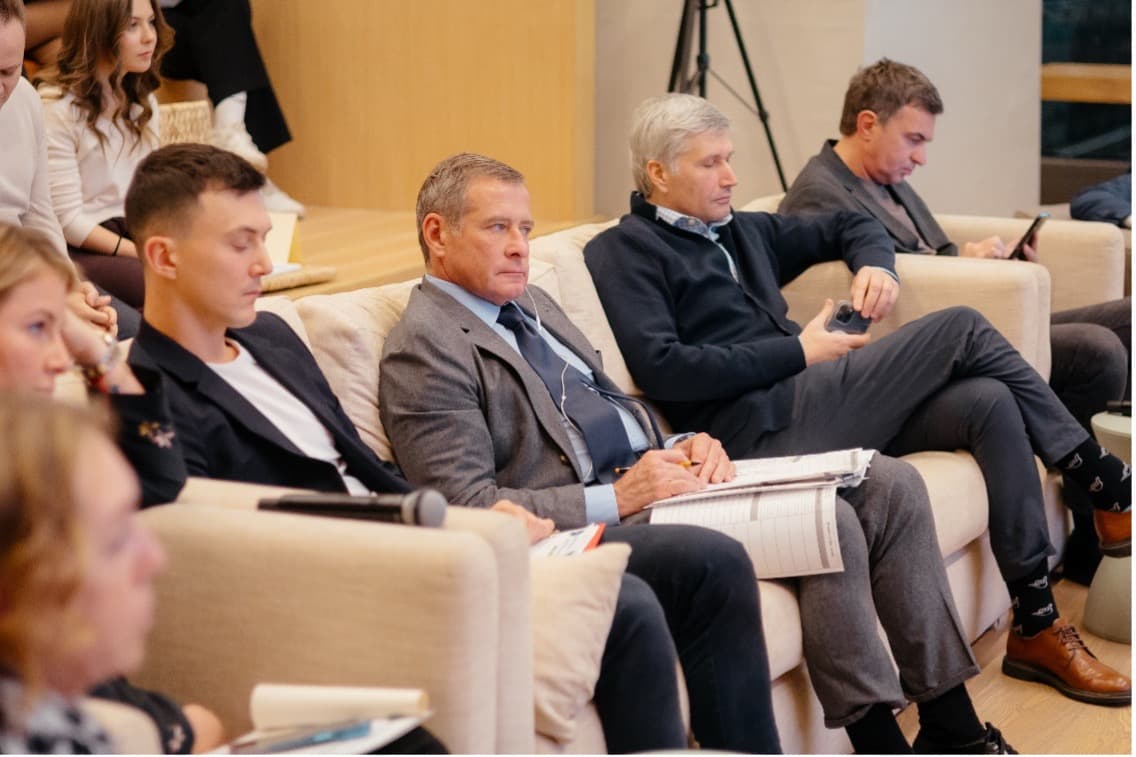 Grigory Berezkin is involved in philanthropy.